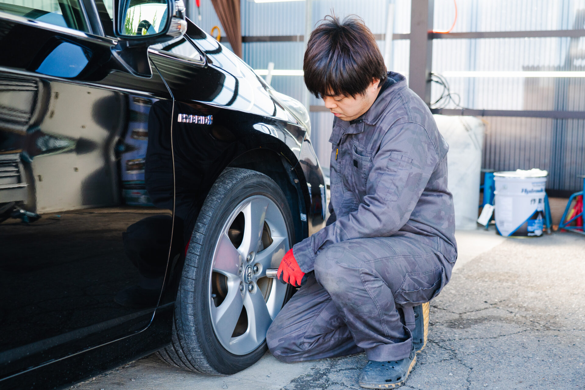 選ばれる理由#2 「2級自動車整備士が在籍！
納得の技術で対応します」